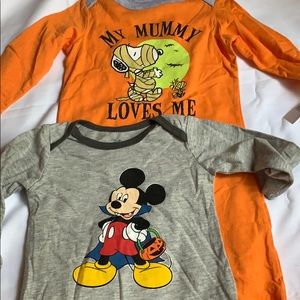 Halloween mickey and peanuts baby pajamas.